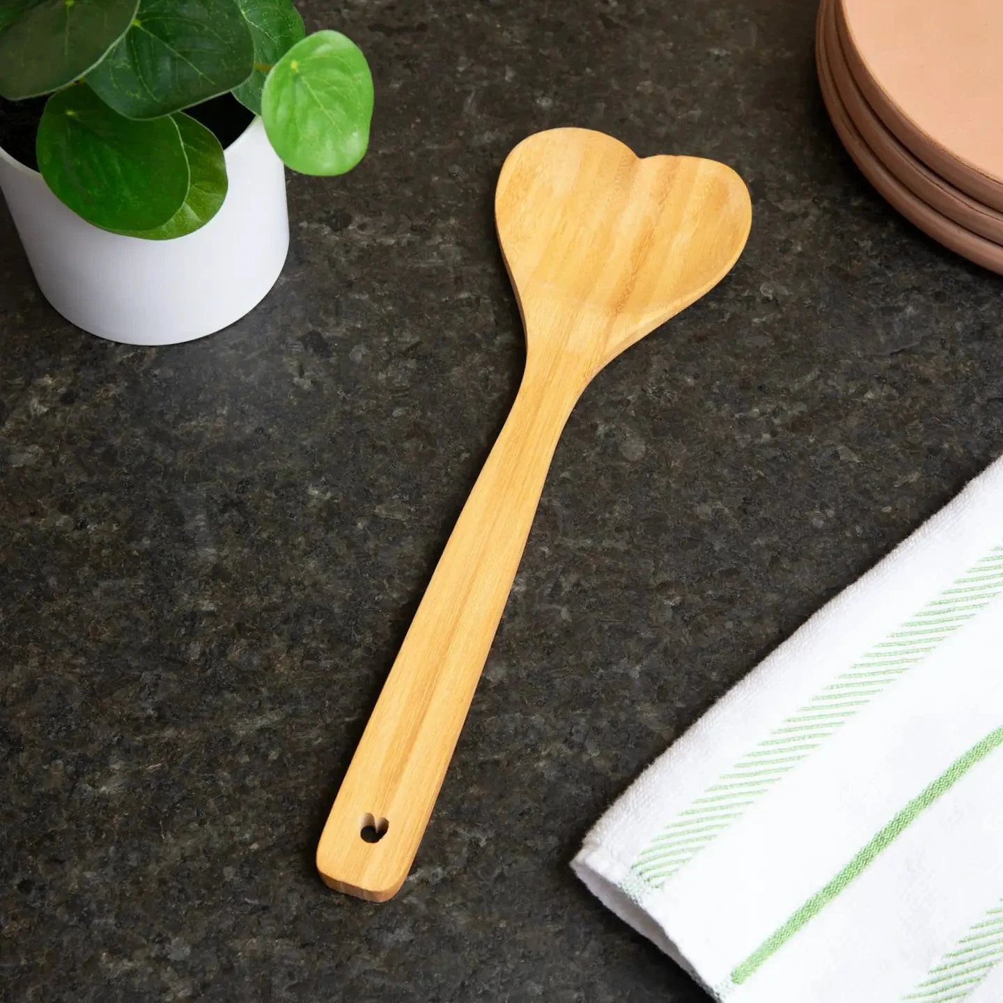 Heart-Shaped Bamboo Kitchen Spoon 3 Heart-Shaped Bamboo Kitchen Spoon - Image 3