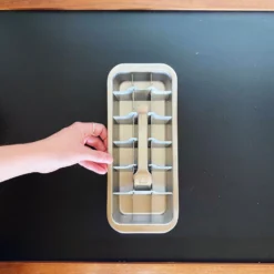 Ice Cube Tray: Stainless Steel