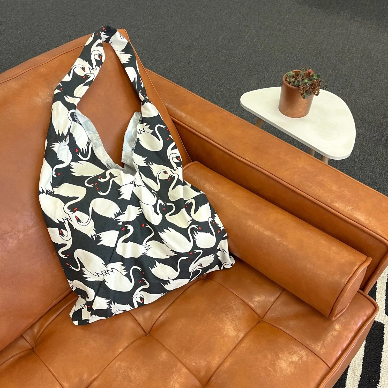 Market Triangle Tote 19 Market Triangle Tote - Image 19