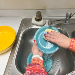 Scrap Felt Scrubbers: Set Of 2 -Homeware Sale Store scrap felt scrubbers set of 2 537070