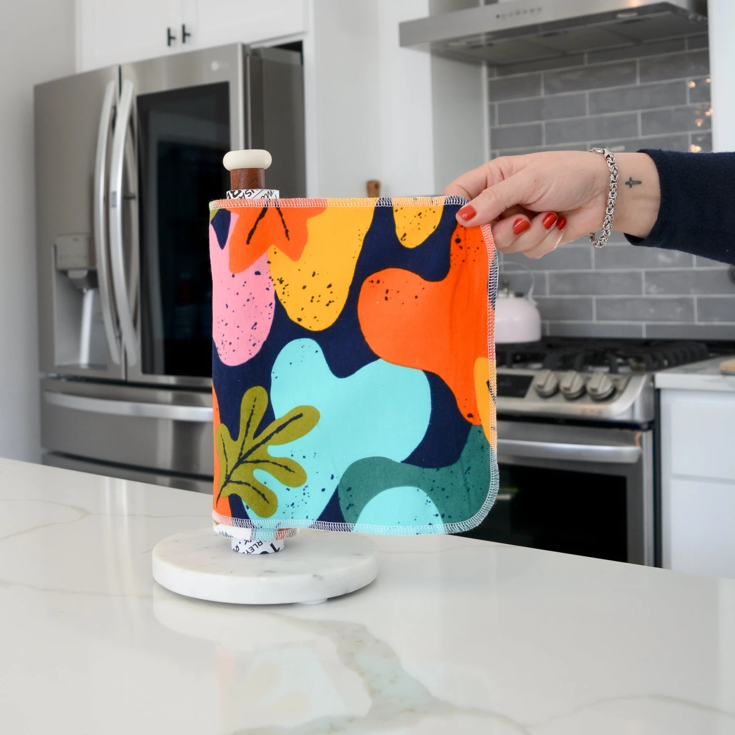 UNpaper® Towels: Into The Wild 5 UNpaper® Towels: Into The Wild - Image 5